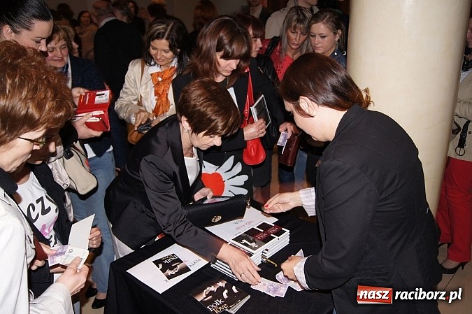 Zdjęcie w galerii na portalu naszraciborz.pl: Piotr Polk wystąpił w RCK wiadomości z regionu