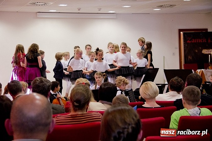 Zdjęcie w galerii na portalu naszraciborz.pl: Bajka o Kopciuszku pokazana na zamku wiadomości z regionu