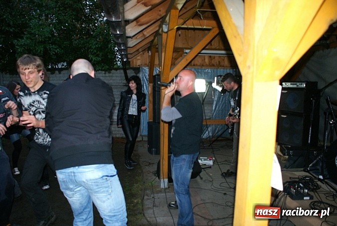 Zdjęcie w galerii na portalu naszraciborz.pl: Czad u Poldka w Kuźni Raciborskiej wiadomości z regionu