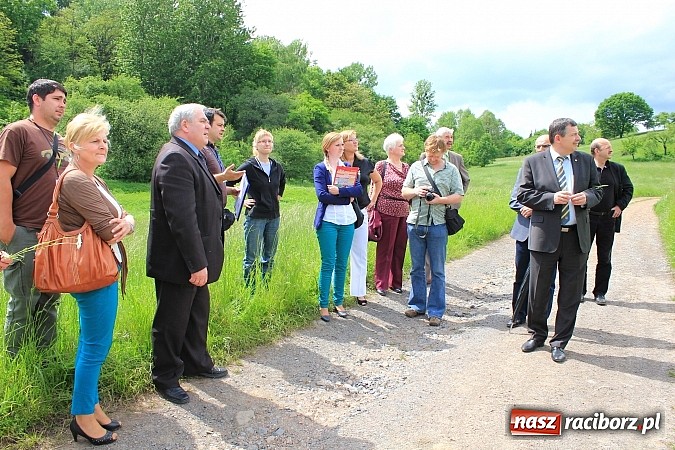 Zdjęcie w galerii na portalu naszraciborz.pl: Groźne osuwiska na terenie naszego powiatu wiadomości z regionu