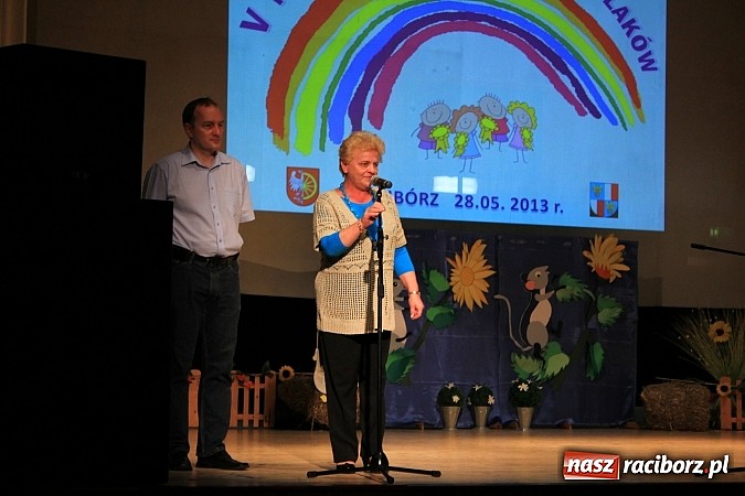 Zdjęcie w galerii na portalu naszraciborz.pl: Przedszkolaki wystąpiły na scenie RCK-u wiadomości z regionu