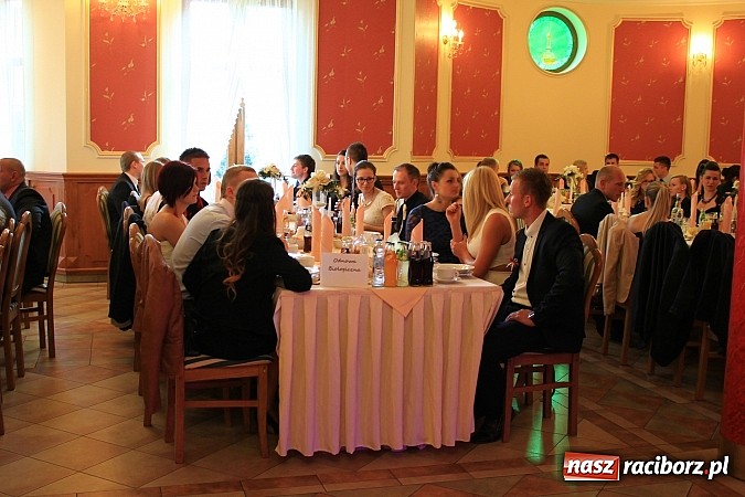 Zdjęcie w galerii na portalu naszraciborz.pl: Niech żyje bal... Impreza absolwentów PWSZ wiadomości z regionu