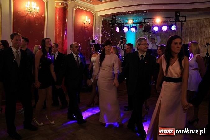 Zdjęcie w galerii na portalu naszraciborz.pl: Niech żyje bal... Impreza absolwentów PWSZ wiadomości z regionu