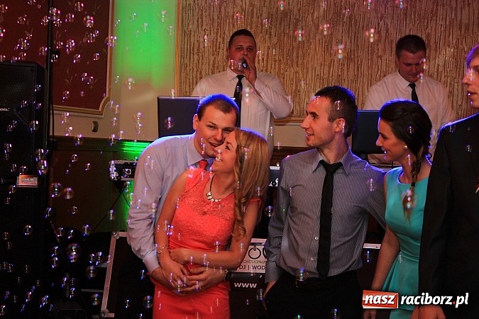Zdjęcie w galerii na portalu naszraciborz.pl: Niech żyje bal... Impreza absolwentów PWSZ wiadomości z regionu