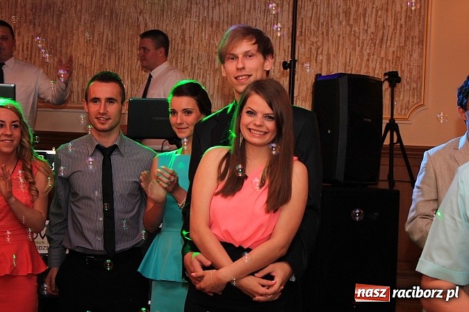 Zdjęcie w galerii na portalu naszraciborz.pl: Niech żyje bal... Impreza absolwentów PWSZ wiadomości z regionu