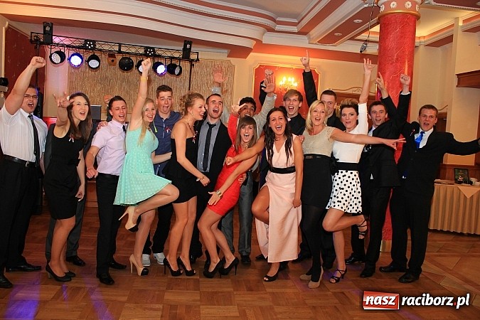 Zdjęcie w galerii na portalu naszraciborz.pl: Niech żyje bal... Impreza absolwentów PWSZ wiadomości z regionu