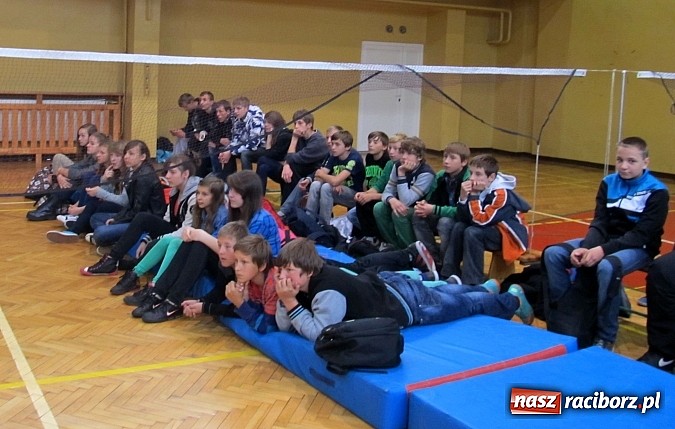 Zdjęcie w galerii na portalu naszraciborz.pl: Mistrzyni badmintona w raciborskim SMS-ie wiadomości z regionu