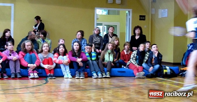 Zdjęcie w galerii na portalu naszraciborz.pl: Mistrzyni badmintona w raciborskim SMS-ie wiadomości z regionu