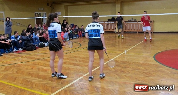 Zdjęcie w galerii na portalu naszraciborz.pl: Mistrzyni badmintona w raciborskim SMS-ie wiadomości z regionu