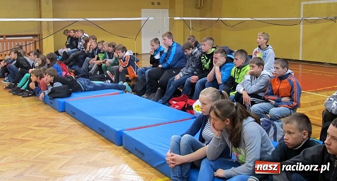 Zdjęcie w galerii na portalu naszraciborz.pl: Mistrzyni badmintona w raciborskim SMS-ie wiadomości z regionu