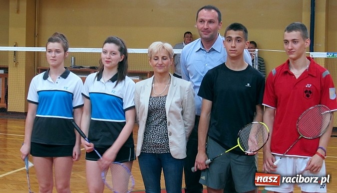 Zdjęcie w galerii na portalu naszraciborz.pl: Mistrzyni badmintona w raciborskim SMS-ie wiadomości z regionu
