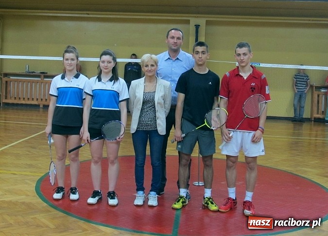 Zdjęcie w galerii na portalu naszraciborz.pl: Mistrzyni badmintona w raciborskim SMS-ie wiadomości z regionu