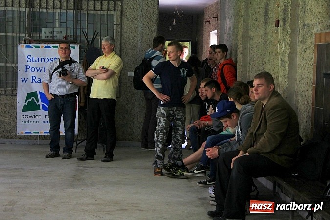 Zdjęcie w galerii na portalu naszraciborz.pl: Dziewczyny górą na zawodach strzeleckich! wiadomości z regionu