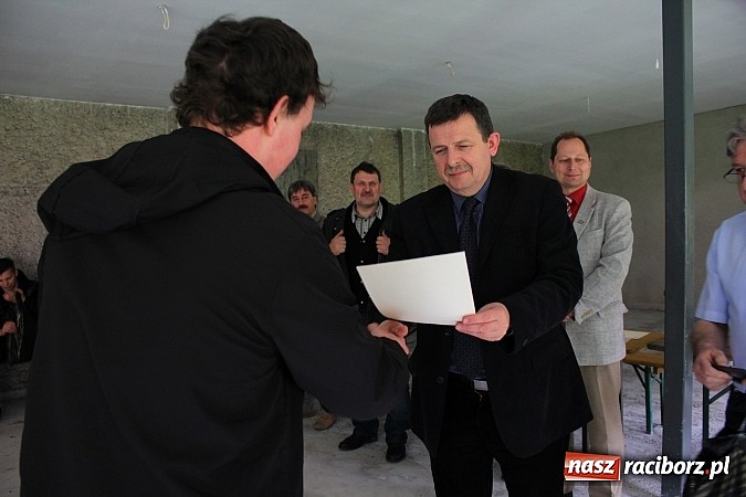 Zdjęcie w galerii na portalu naszraciborz.pl: Dziewczyny górą na zawodach strzeleckich! wiadomości z regionu