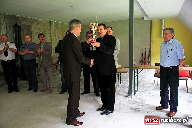 Zdjęcie w galerii na portalu naszraciborz.pl: Dziewczyny górą na zawodach strzeleckich! wiadomości z regionu