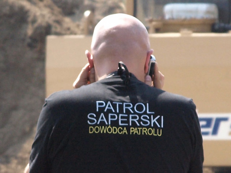 Niewybuch i spróchniały pień - interwencje strażaków w Rzuchowie i Raciborzu [RAPORT 998]