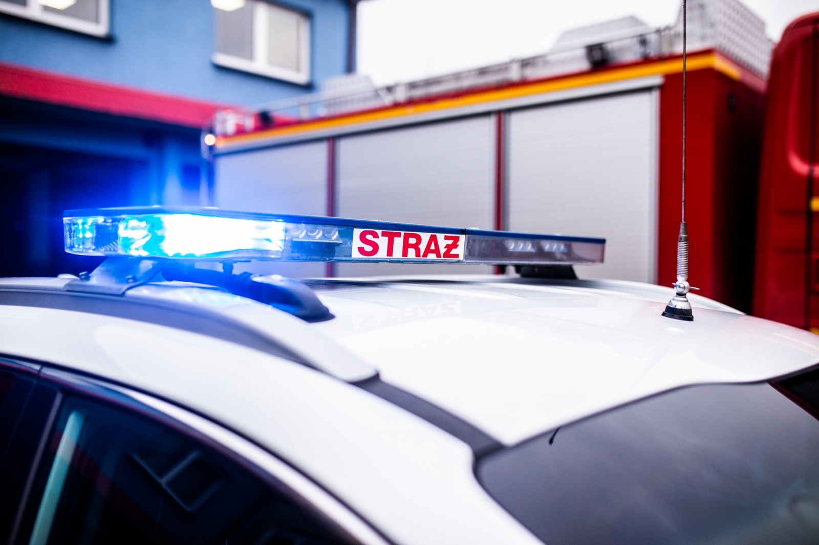 Strażacy usuwali błoto z jezdni [RAPORT 998]