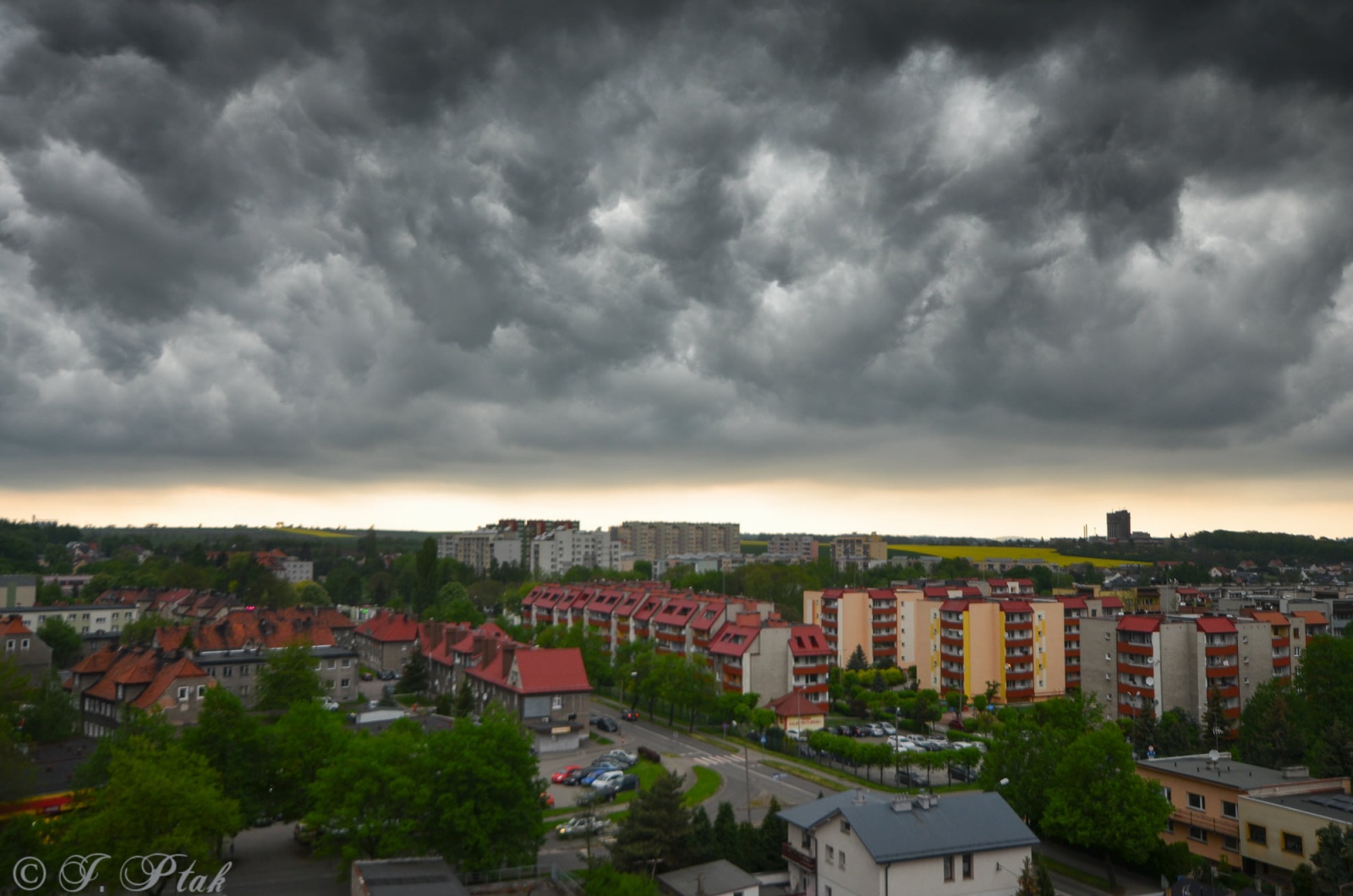 Ostrzeżenie meteorologiczne: burze i silne opady deszczu na Śląsku i powiecie raciborskim