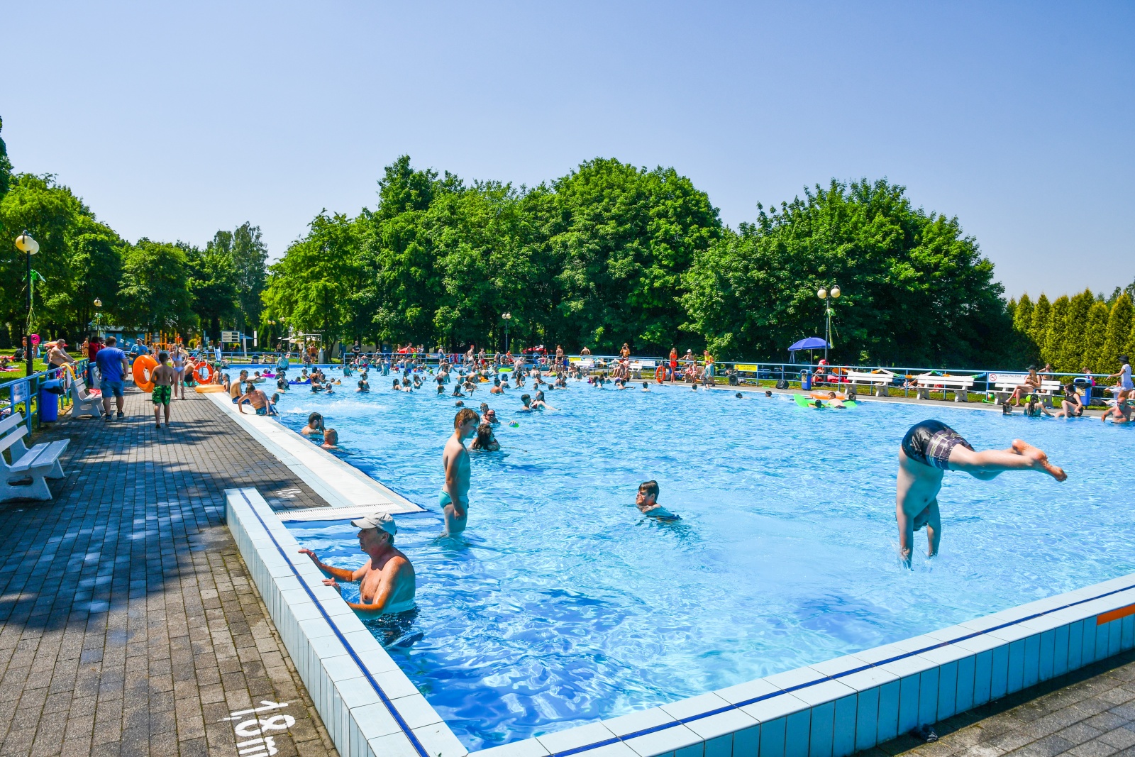Basen w Oborze otwiera sezon letni – rusza 21 czerwca