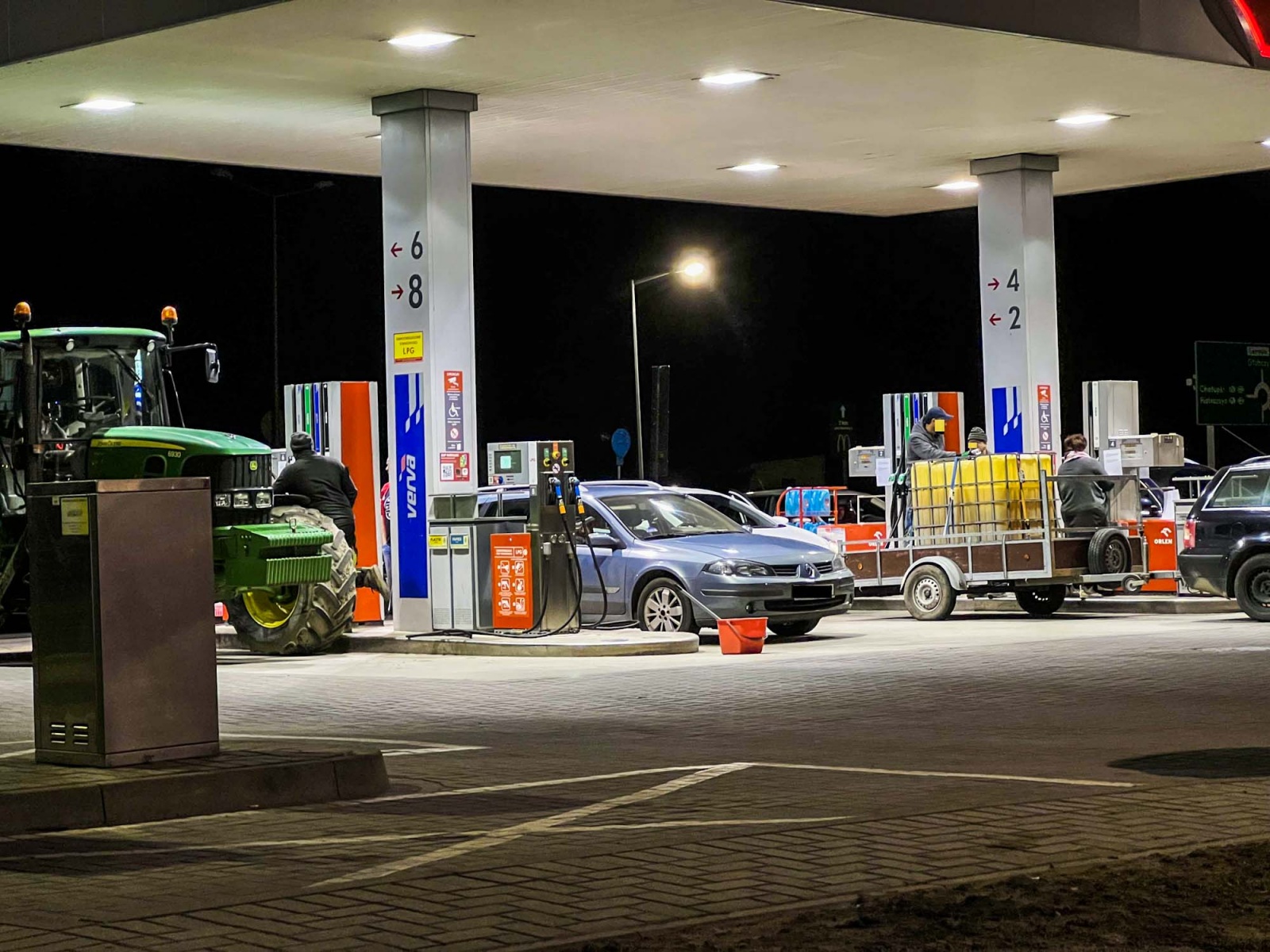 Ceny paliw wystrzelą? Rekordowe wzrosty w hurcie zwiastują drożyznę na stacjach