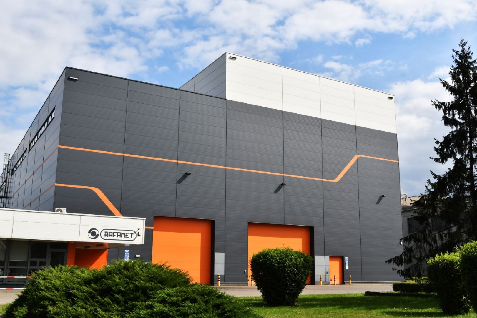 RAFAMET podpisał list intencyjny z gdańską firmą w sprawie sprzedaży tokarki kolejowej