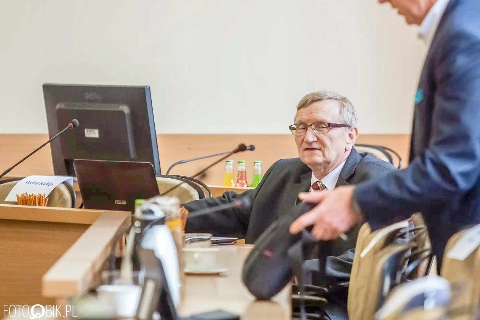 Radny Marcin Fica chce drugiego przejścia dla pieszych na Odrostradzie. Czeka na odpowiedź władz miasta