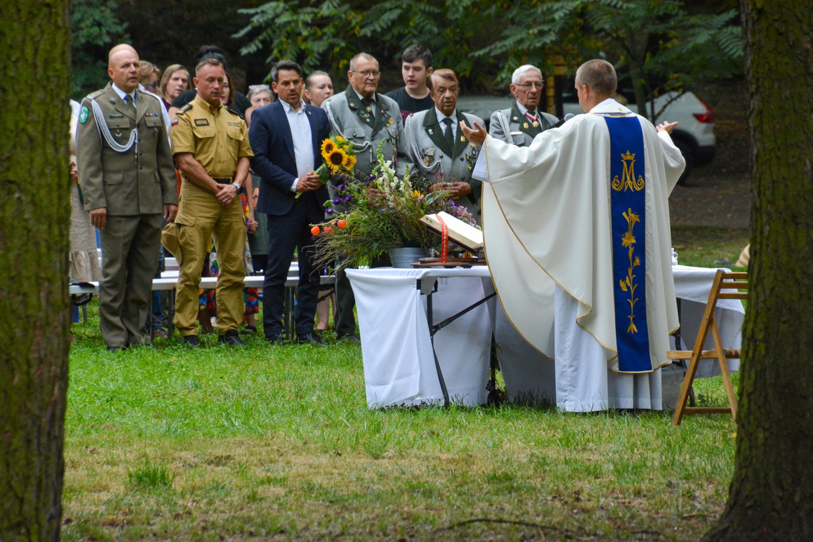 Święto Wojska Polskiego i Wniebowzięcia Maryi Panny – Uroczystości w Arboretum Bramy Morawskiej z koncertem