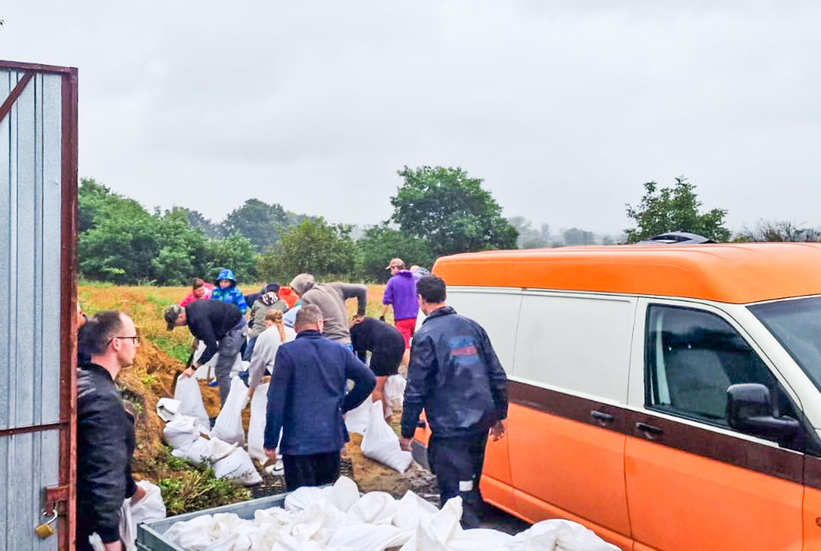 Komunikat: Możliwość pobrania worków i piasku do zabezpieczenia posesji w Raciborzu