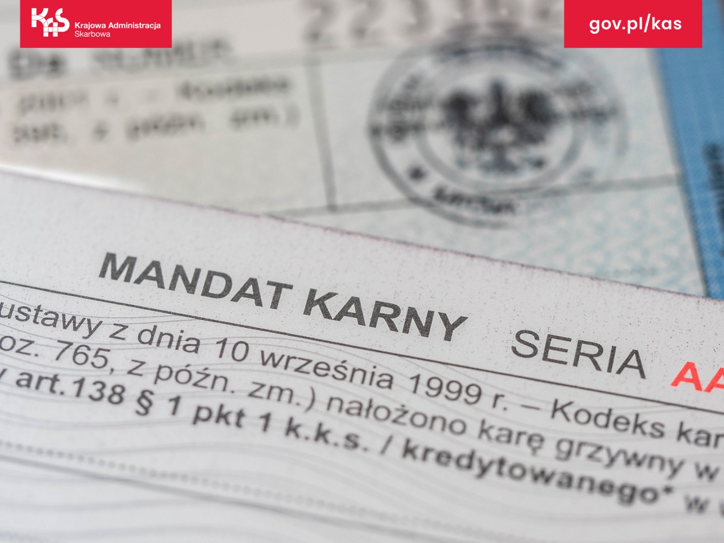 50 źle zaparkowanych aut na Zamkowej. Policja reaguje na zgłoszenia