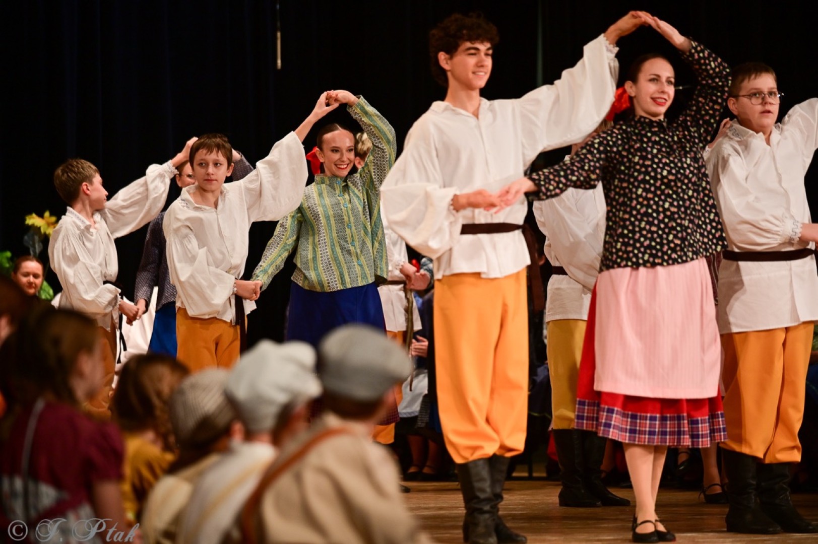 WESELE ŚLĄSKIE w wykonaniu Zespołu Raciborzanie