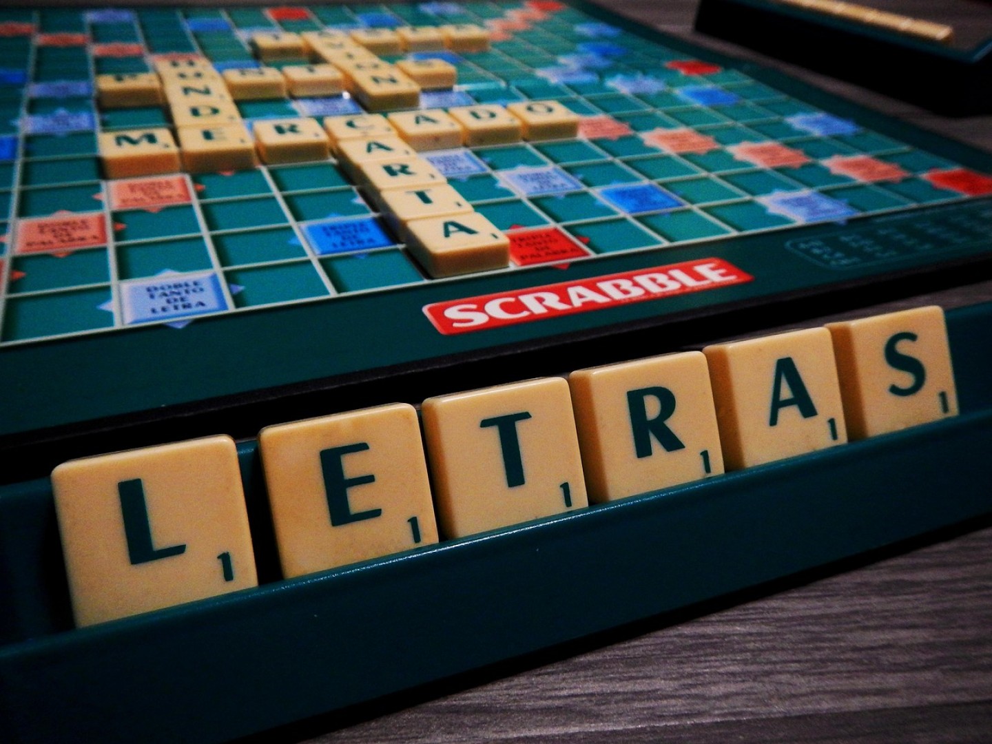 Słownik Scrabble – niezastąpione narzędzie każdego scrabblisty
