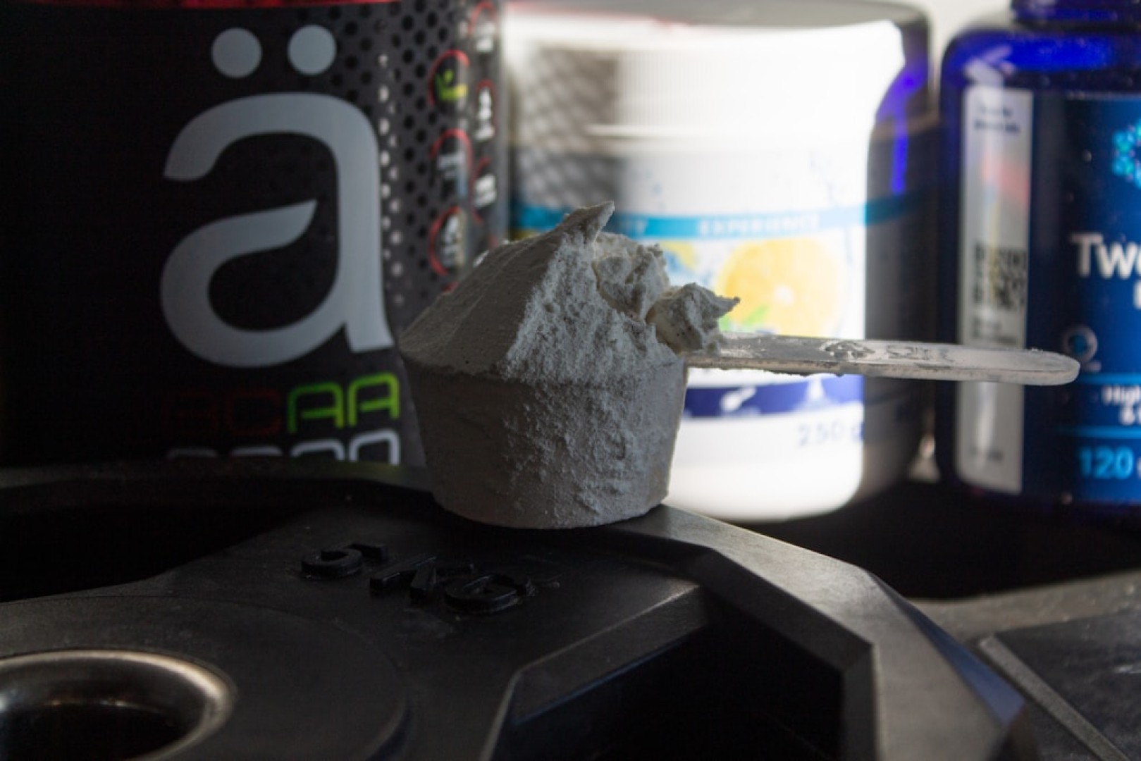 Monohydrat kreatyny – skuteczny i bezpieczny suplement dla wszystkich?