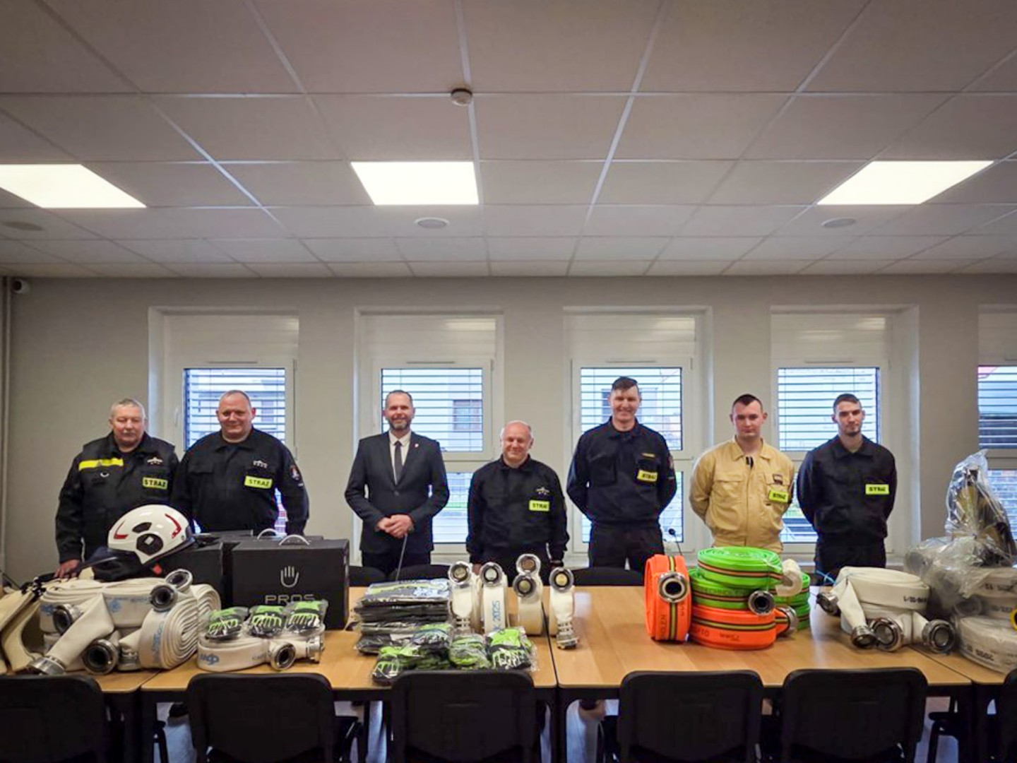 Gminy powiatu raciborskiego ze wsparciem WFOŚiGW na zakup sprzętu strażackiego