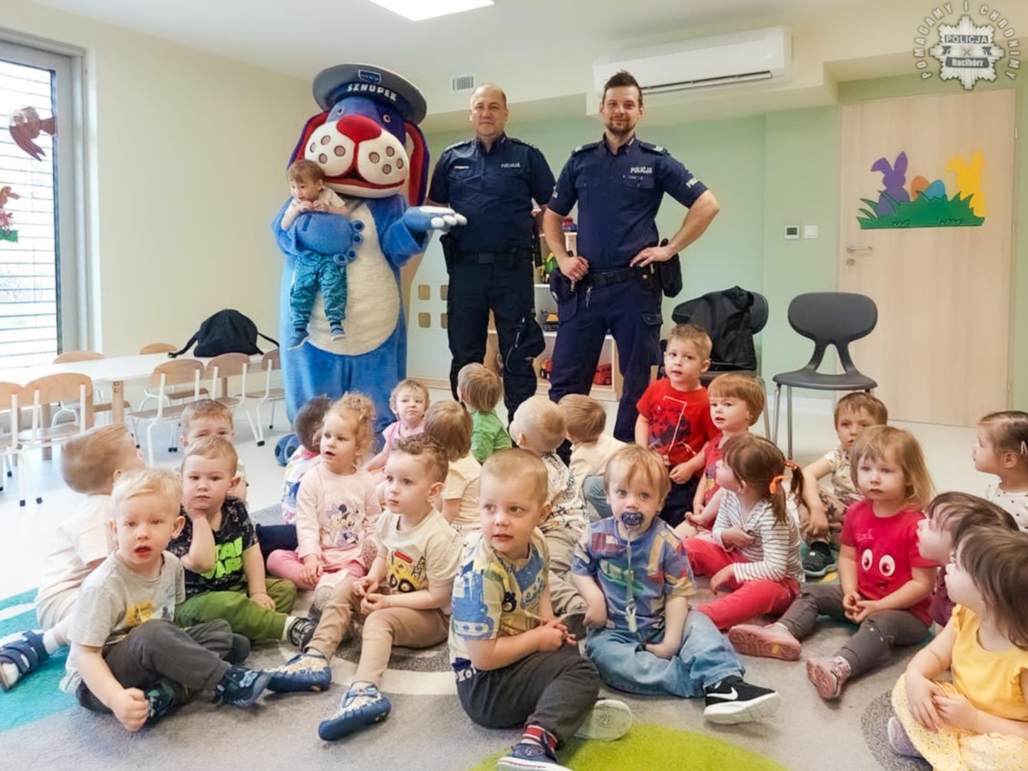 Mamo, tato, tutaj jestem. Policja w raciborskim żłobku