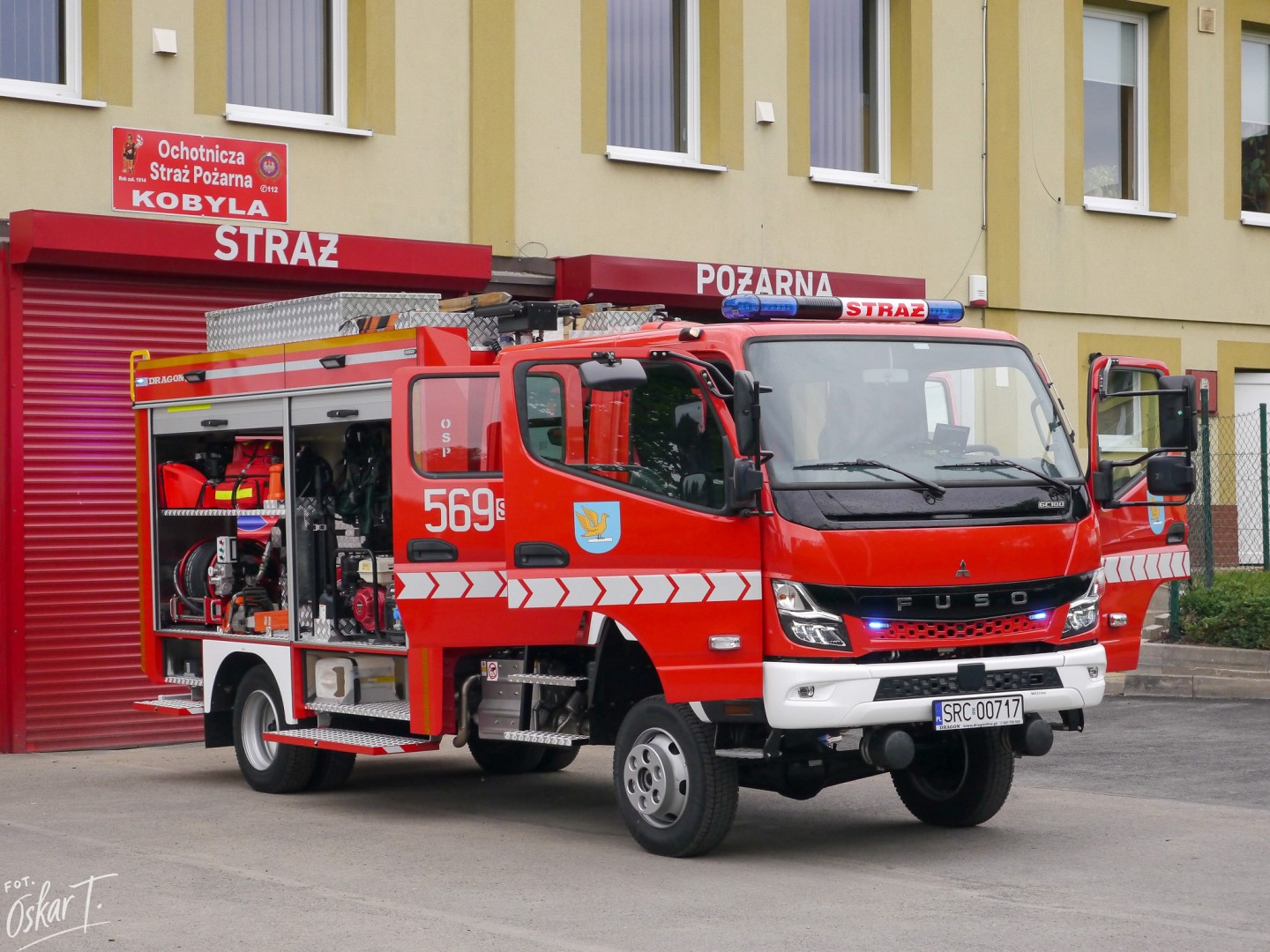 OSP Kobyla z nowym wozem strażackim