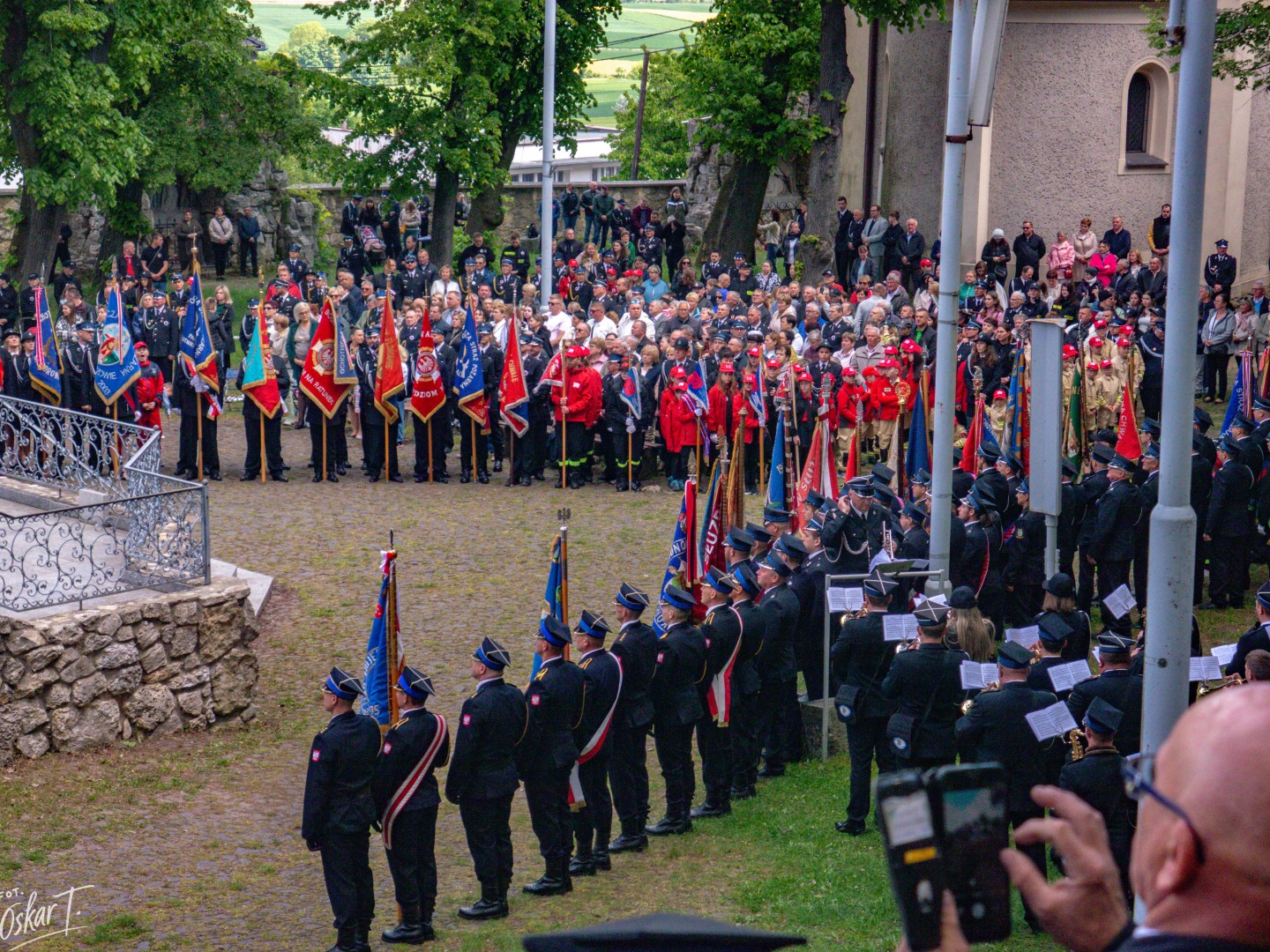 27. pielgrzymka strażaków na Górę Świętej Anny z udziałem raciborskich pocztów