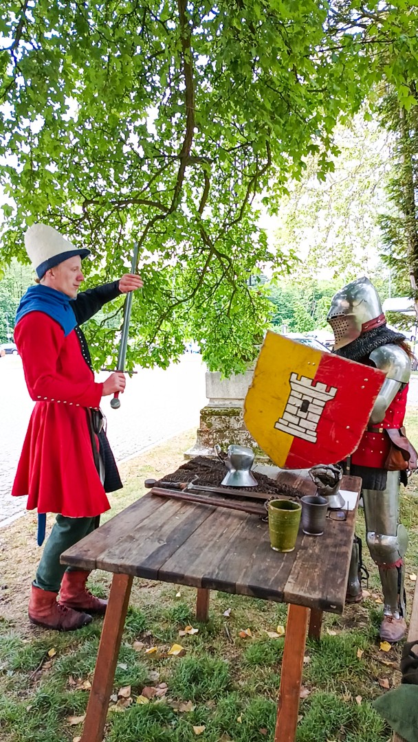 Deszcz niestraszny pasjonatom – IV Jarmark Rękodzieła Regionalnego w Rudach pełen atrakcji