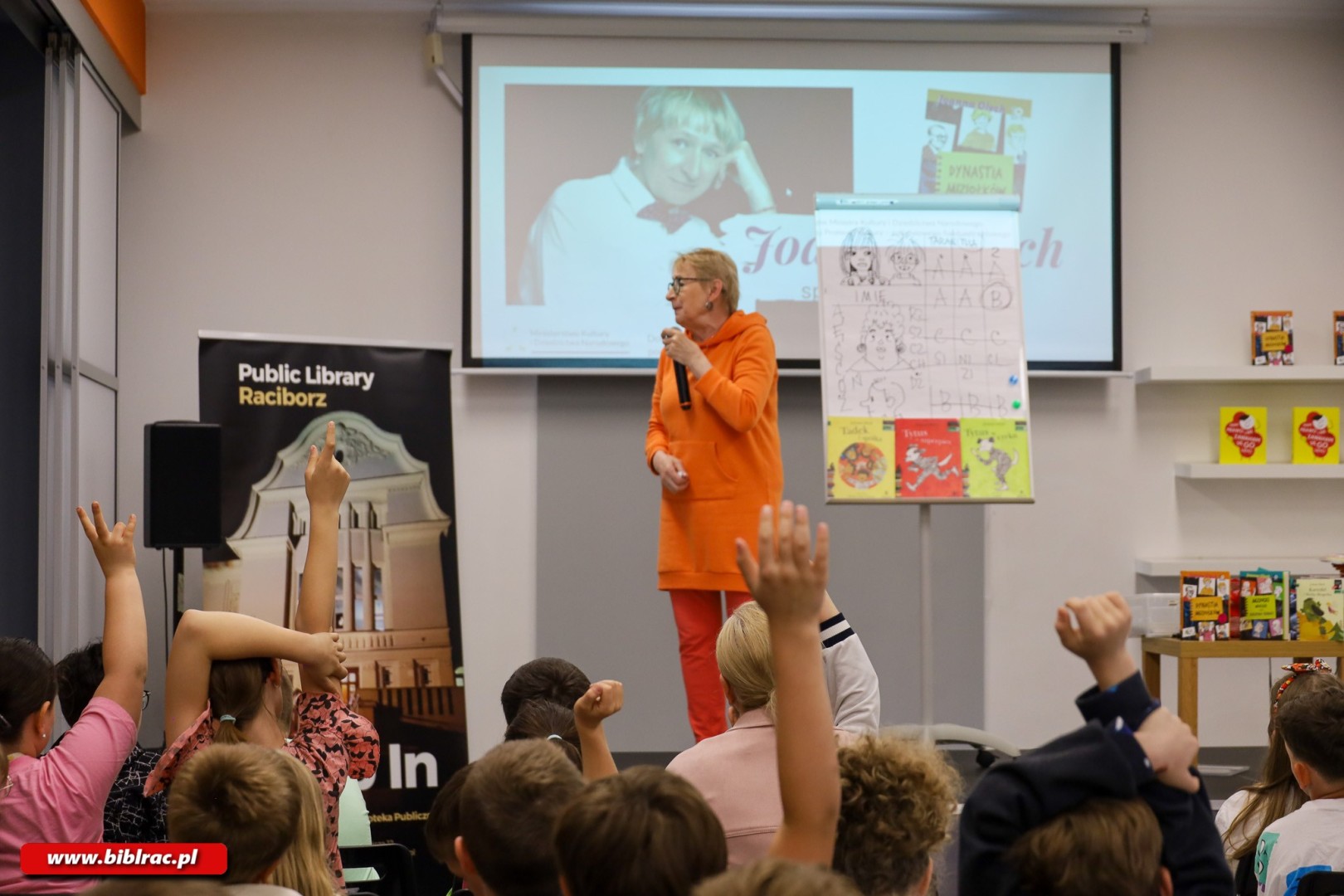 Spotkanie z Joanną Olech w raciborskiej bibliotece