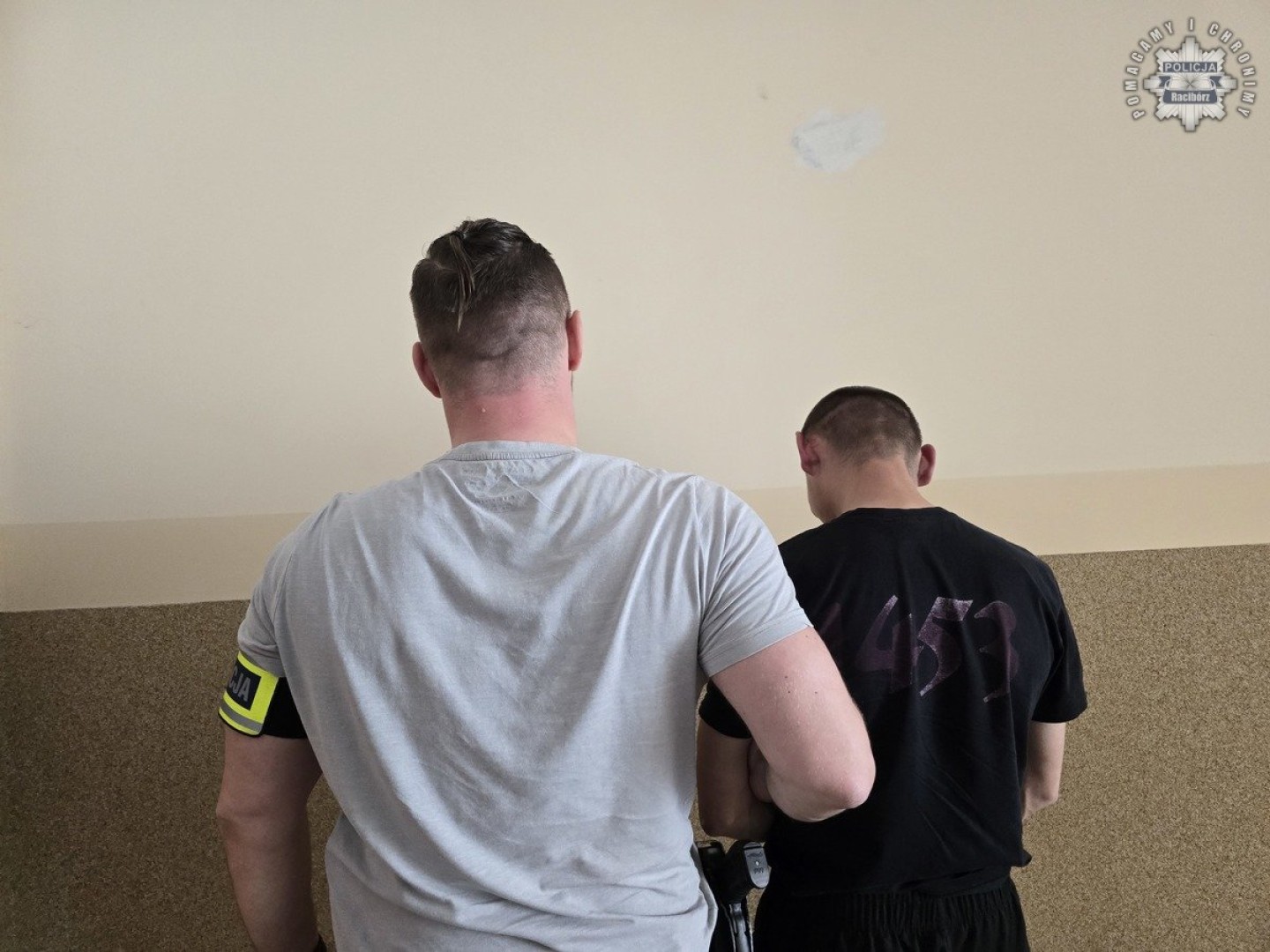 Policja zatrzymała podejrzanego o kradzież rozbójniczą na Opawskiej