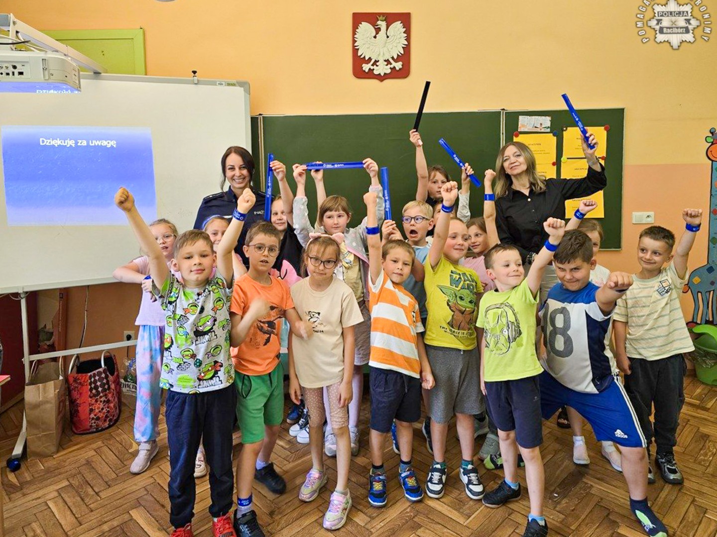 Bezpieczne wakacje. Policjanci z wizytą w SP 13 w Raciborzu