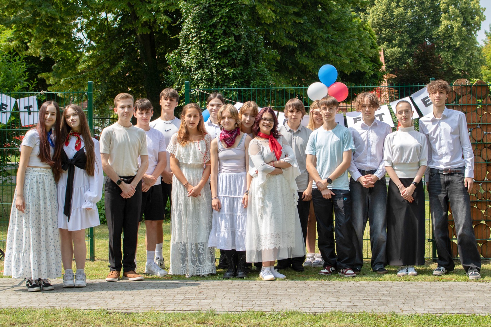 Baguette et pirouette – piknik frankofoński w ZSO nr 1 w Raciborzu