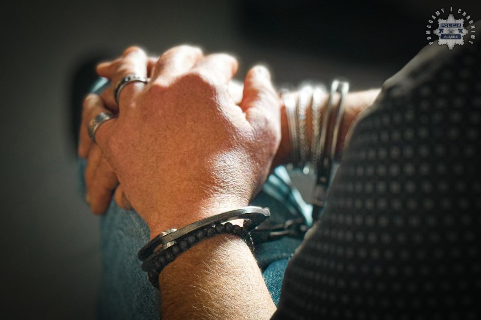 Prali brudne pieniądze, czerpali korzyści z prostytucji