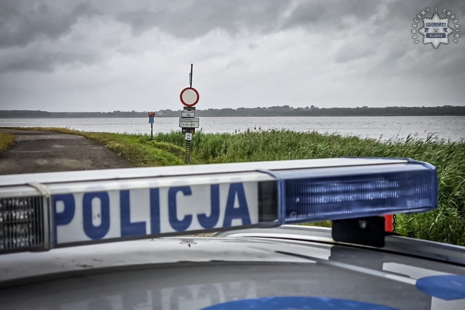 Działania prewencyjne śląskich policjantów w związku z alertami pogodowymi
