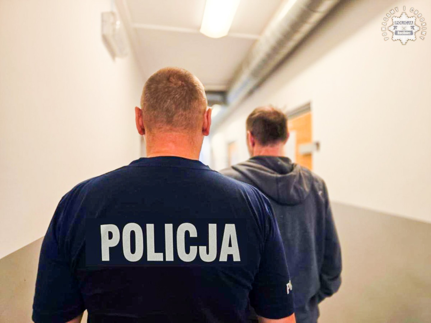 Kradł jedzenie i alkohol – recydywista z Raciborza zatrzymany