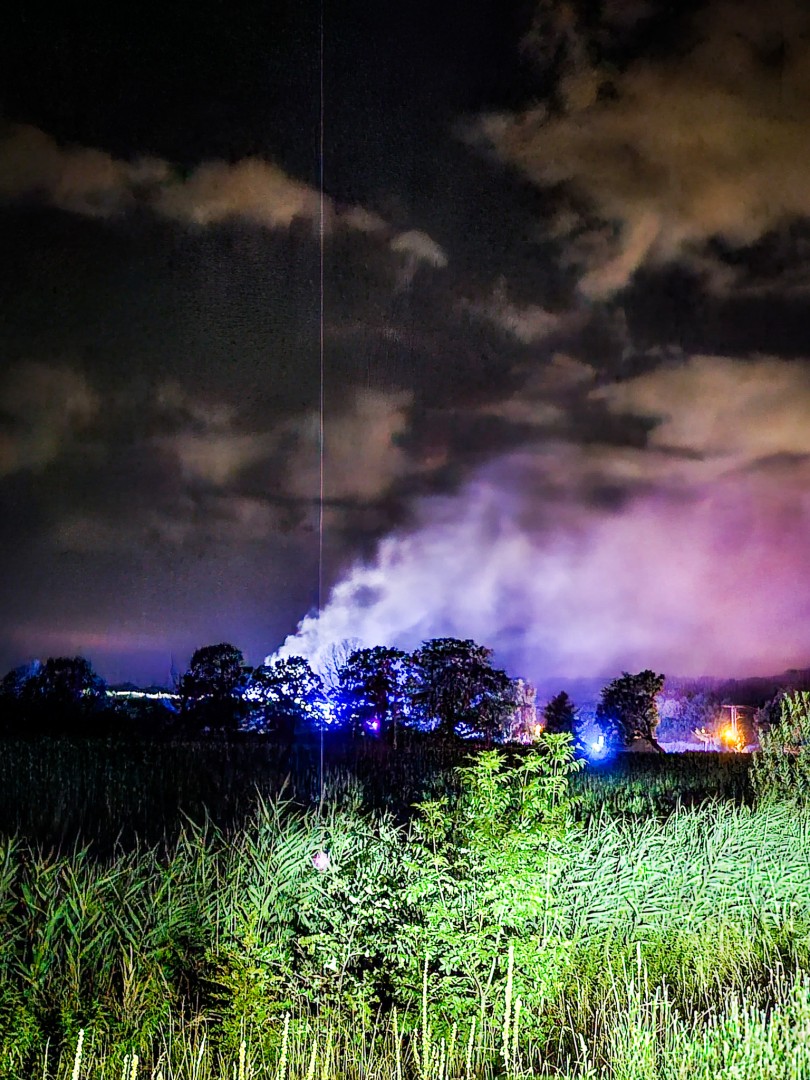 Płonące składowisko, alarmy, dramat starszego mężczyzny – sześć interwencji w raporcie 998