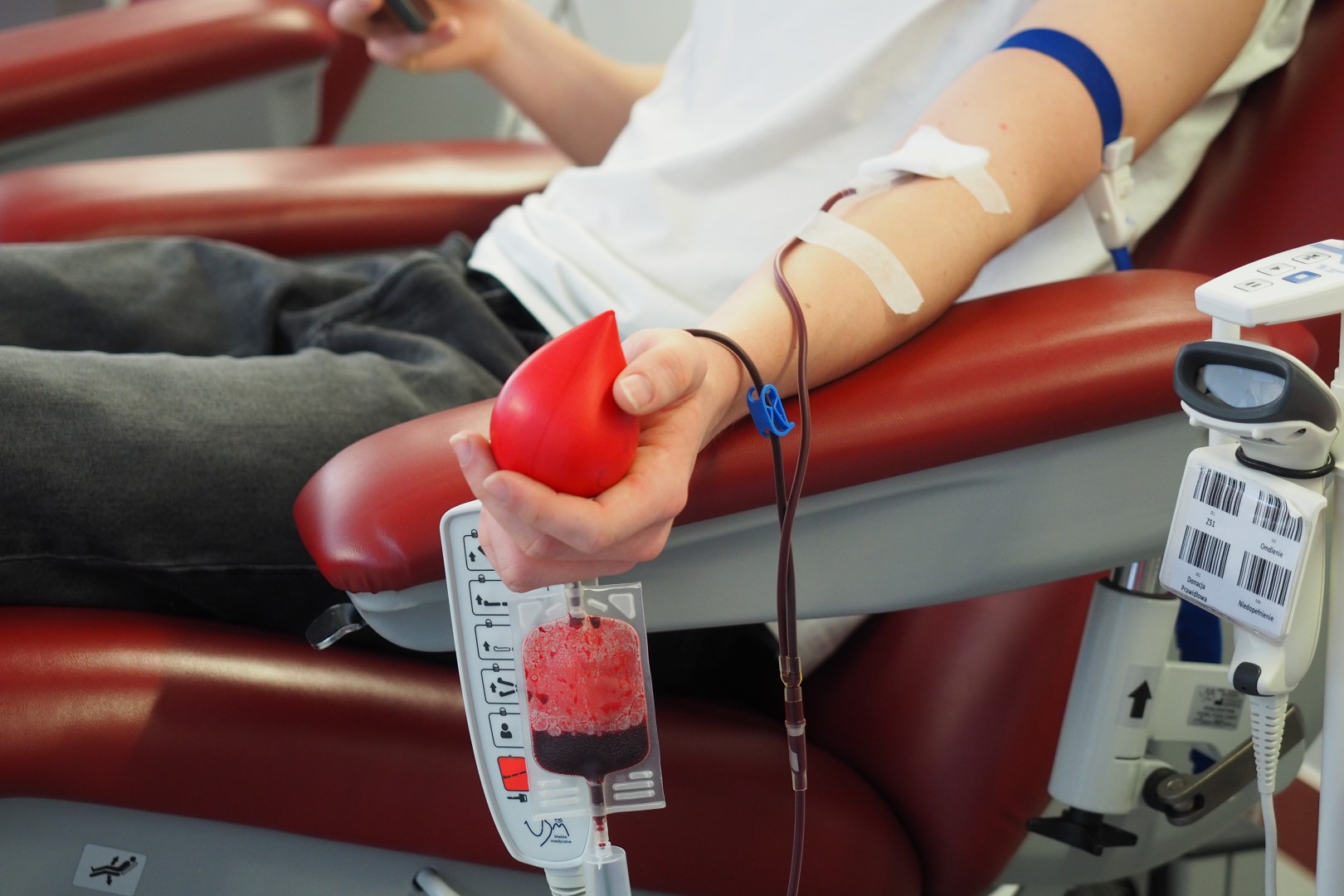 Pokaż, iż możesz - podziel się dobrem, które masz w żyłach