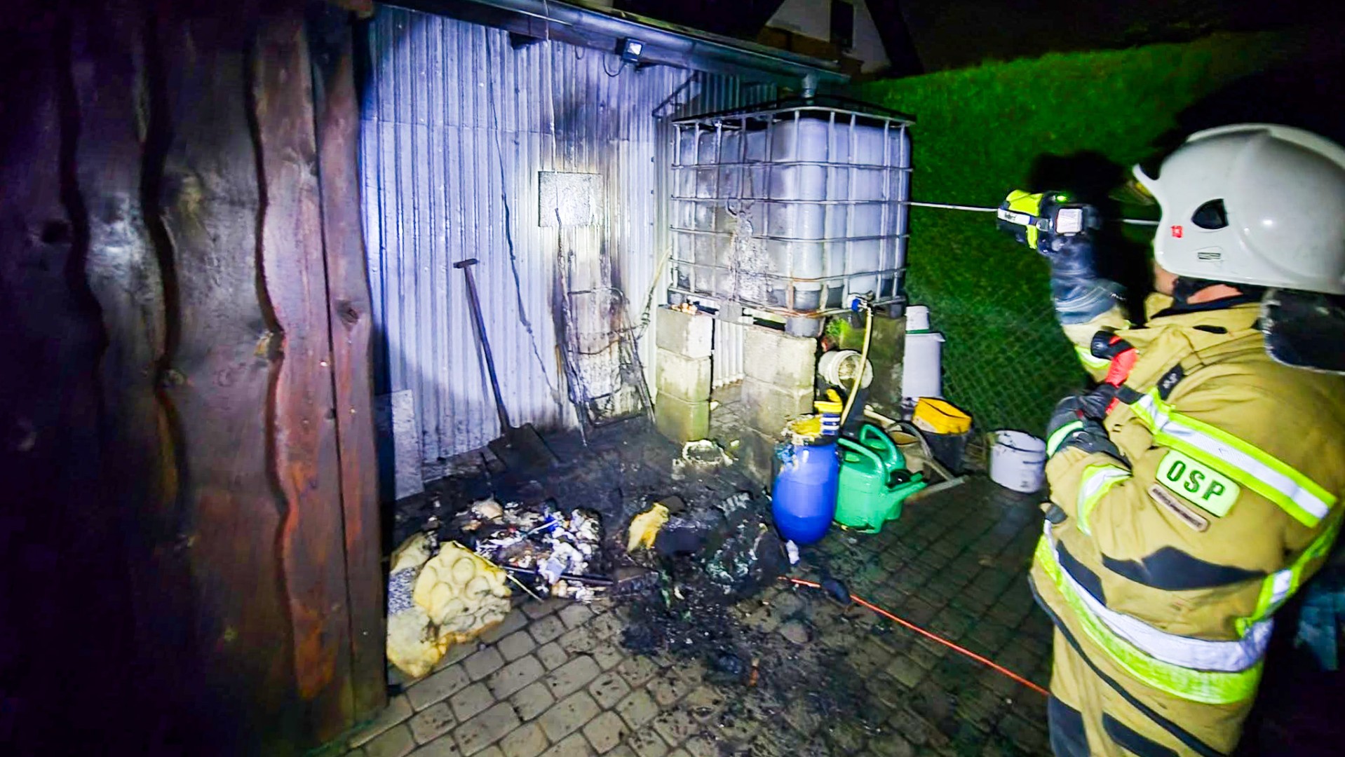 Pożar w Krzyżanowicach, fałszywy alarm w Raciborzu i interwencje w Siedliskach – działania strażaków 28 lipca