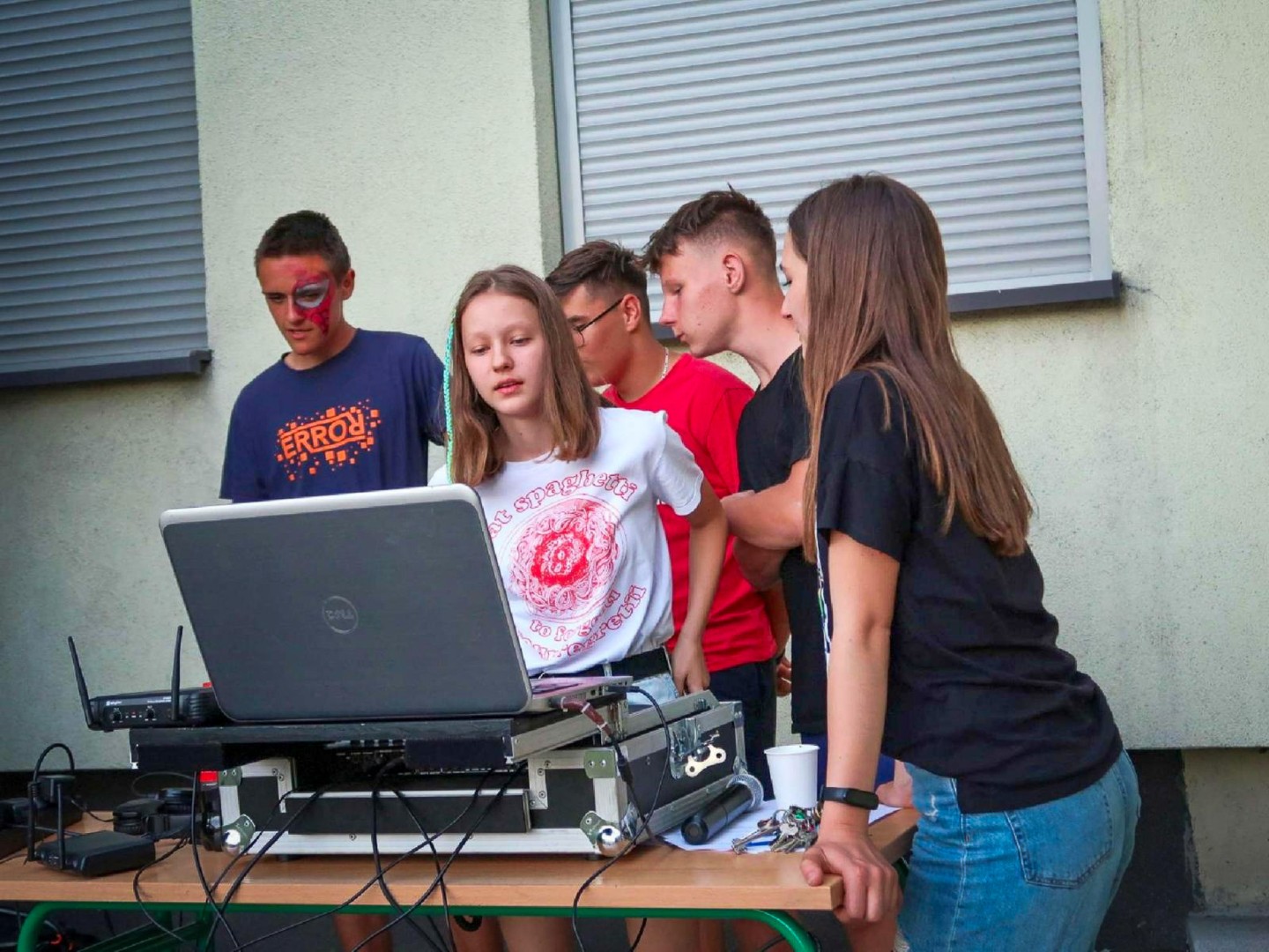 Szkoła nr 2 na Płoni szykuje się do jubileuszu 80-lecia – historia i plany uroczystości