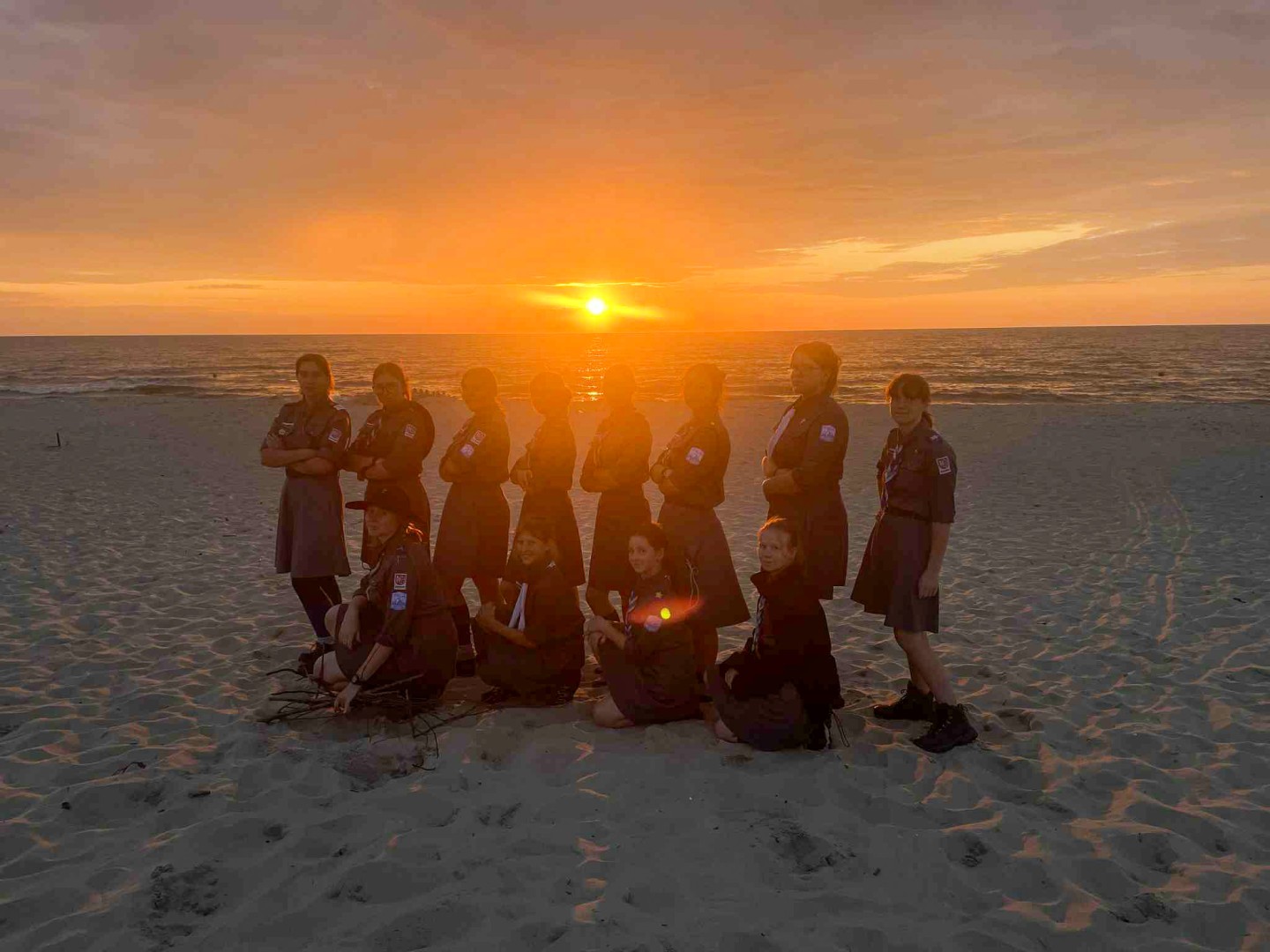 Harcerki i harcerze ZHR podbijają Piaski – letnia przygoda pełna nauki i wrażeń