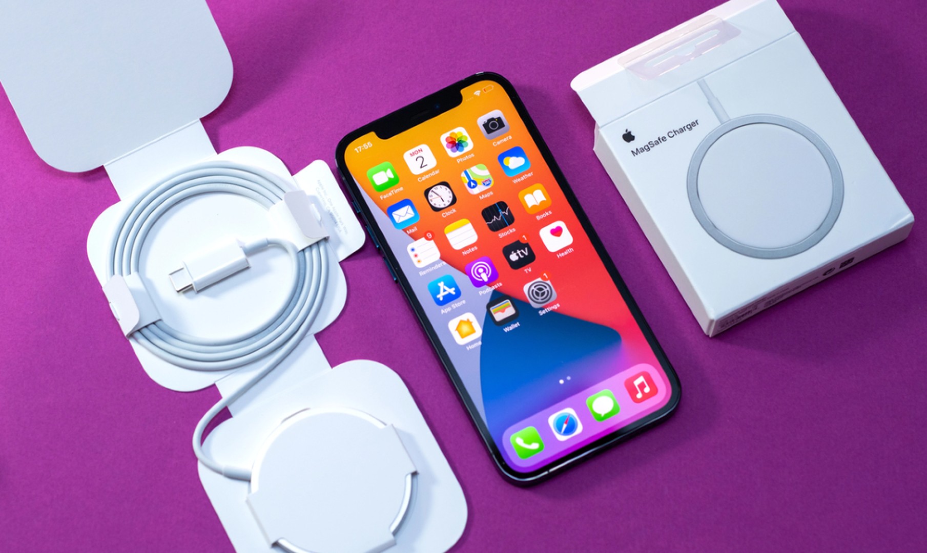 Nowy iPhone czy odnowiony? Plusy i minusy